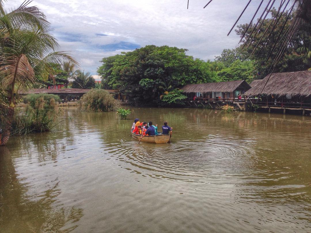 Rumah Makan Saung Talaga 7