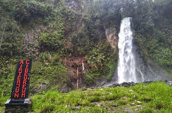 Ketinggian Curug Cibeureum 2