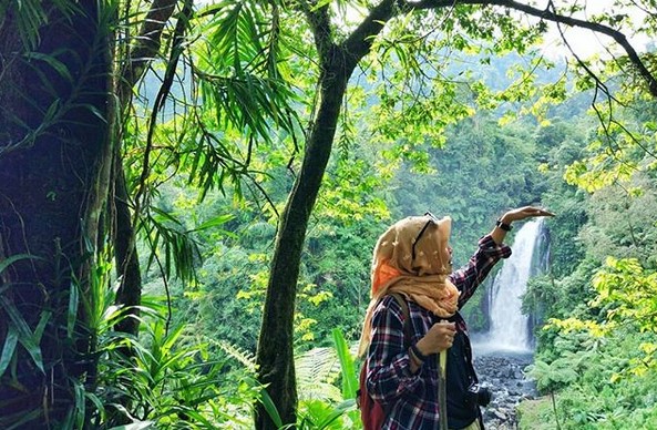 10 Foto Curug Gomblang Purwokerto, Harga Tikek Masuk, Lokasi Alamat, Jam Buka Tutup + Rute Jalan Menuju Wisata 5 10 Foto Curug Gomblang Purwokerto, Harga Tikek Masuk, Lokasi Alamat, Jam Buka Tutup + Rute Jalan Menuju Wisata 5