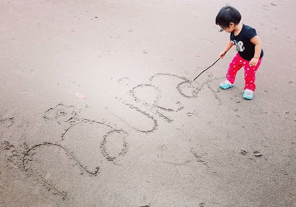 Apa Saja Fasilitas Area Wisata Pantai Jayanti di Cianjur dan Berapa Harga Tiket Masuknya? 6