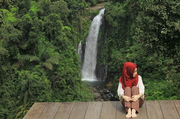 10 Foto Curug Gomblang Purwokerto, Harga Tikek Masuk, Lokasi Alamat, Jam Buka Tutup + Rute Jalan Menuju Wisata 7 10 Foto Curug Gomblang Purwokerto, Harga Tikek Masuk, Lokasi Alamat, Jam Buka Tutup + Rute Jalan Menuju Wisata 7