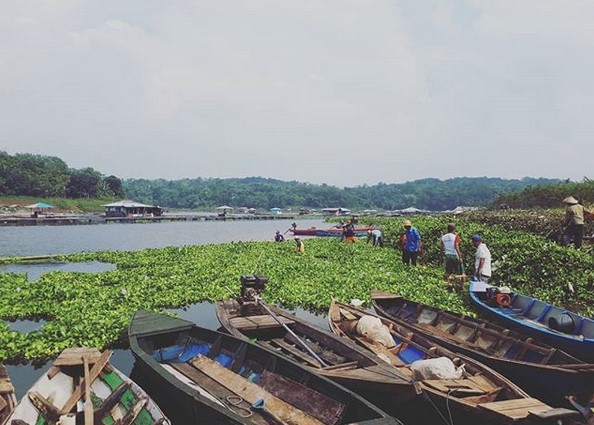 10 Gambar Waduk Cirata Cianjur, Lokasi Alamat, Misteri Mistis, Fasilitas Wisata, Hotel di Sekitar + Rute Jalan Menuju ke Sana 8