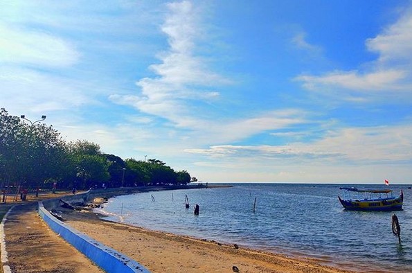 10 Spot Foto di Pantai Bandengan Jepara Kota Ukir dan Berapa Harga Tiket Masuknya? 5
