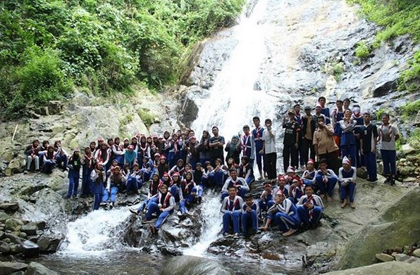 Curug Bandung Loji, Salah Satu Wisata Alam Yang Wajib Dikunjungi Saat Ke Karawang 2 Curug Bandung Loji, Salah Satu Wisata Alam Yang Wajib Dikunjungi Saat Ke Karawang 2
