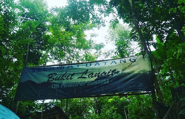 10 Gambar Bukit Langit Kebumen, Lokasi Alamat, Rute Jalur Menuju ke Sana + Keindahan di Sekitar Wisata 7 10 Gambar Bukit Langit Kebumen, Lokasi Alamat, Rute Jalur Menuju ke Sana + Keindahan di Sekitar Wisata 7