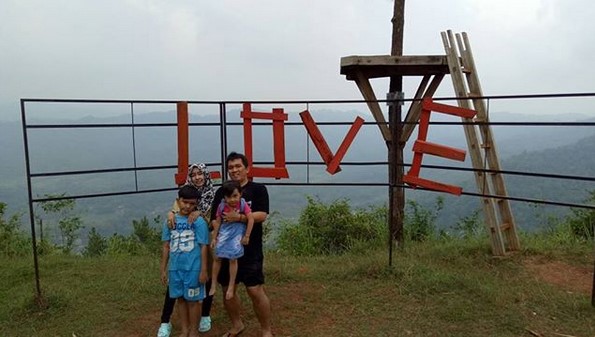 10 Gambar Bukit Langit Kebumen, Lokasi Alamat, Rute Jalur Menuju ke Sana + Keindahan di Sekitar Wisata 9 10 Gambar Bukit Langit Kebumen, Lokasi Alamat, Rute Jalur Menuju ke Sana + Keindahan di Sekitar Wisata 9