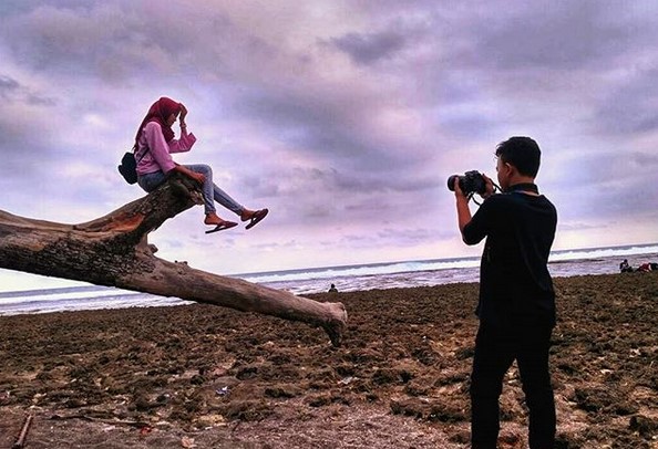 Wisata Pantai Sindangkerta Tasikmalaya Buka Atau Tutup dan Berapa Harga Tiket Masuknya? 8