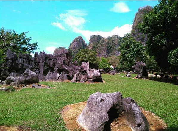 10 Gambar Pegunungan Karst Makassar, Pengertian Manfaat + Akses Jalan Menuju Lokasi 6 10 Gambar Pegunungan Karst Makassar, Pengertian Manfaat + Akses Jalan Menuju Lokasi 6