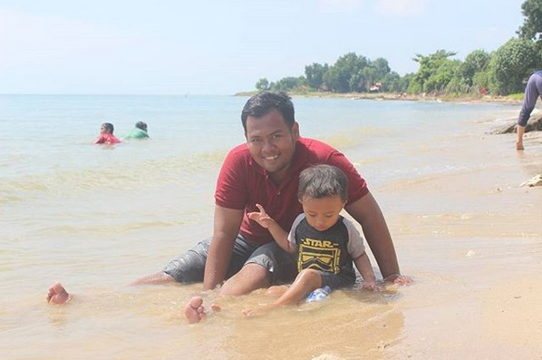 Lokasi Pantai Siring Kemuning Madura Terletak Dimana dan Berapa Harga Tiket Masuknya? 3 Lokasi Pantai Siring Kemuning Madura Terletak Dimana dan Berapa Harga Tiket Masuknya? 3