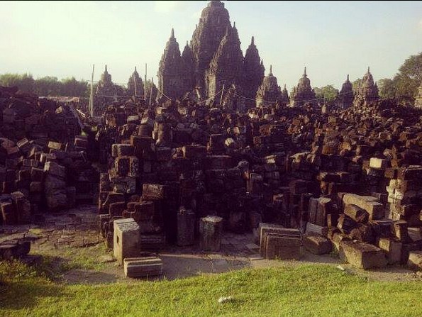 Inilah 10 Potret Khas Candi Bubrah di Klaten yang Gak Ada Duanya 6