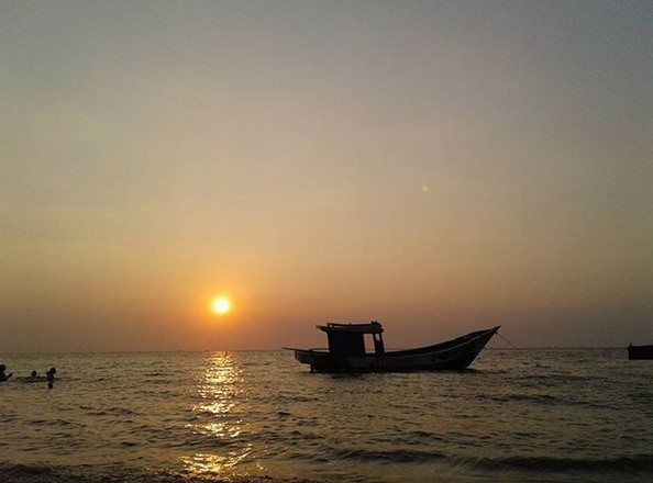 Wisata Pantai Teluk Awur di Kabupaten Jepara, Bagaimana Akses Jalan Menuju Lokasi dan Tiket Masuknya? 7 Wisata Pantai Teluk Awur di Kabupaten Jepara, Bagaimana Akses Jalan Menuju Lokasi dan Tiket Masuknya? 7