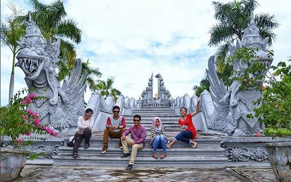 10 Gambar Pulau Kumala Balikpapan, Harga Tiket Masuk, Lokasi Alamat, Misteri Mitos + Jute Menuju ke Sana 6 10 Gambar Pulau Kumala Balikpapan, Harga Tiket Masuk, Lokasi Alamat, Misteri Mitos + Jute Menuju ke Sana 6