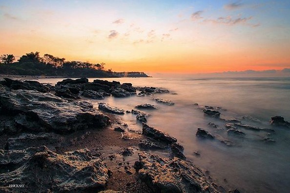 10 Gambar Pantai Jumiang Madura, Harga Tiket Masuk, Rute Menuju Wisata, Lokasi Alamat + Jam Buka 1