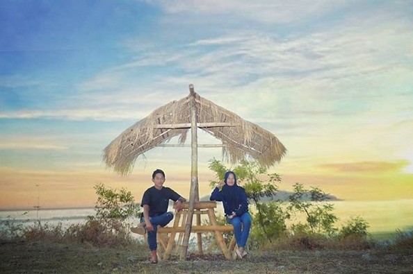 10 Gambar Pantai Jumiang Madura, Harga Tiket Masuk, Rute Menuju Wisata, Lokasi Alamat + Jam Buka 8