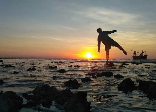 10 Gambar Pantai Jumiang Madura, Harga Tiket Masuk, Rute Menuju Wisata, Lokasi Alamat + Jam Buka 10