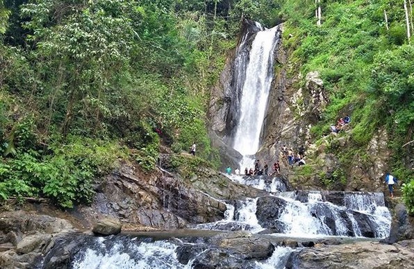 10 Gambar Curug Cipinaha Gunung Tanjung Tasikmalaya, Lokasi Alamat, Nomer Telepon + Jalan Menuju ke Sana 1 10 Gambar Curug Cipinaha Gunung Tanjung Tasikmalaya, Lokasi Alamat, Nomer Telepon + Jalan Menuju ke Sana 1