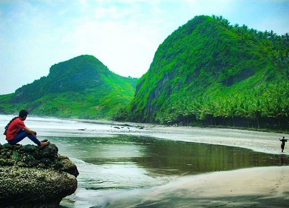 Beberapa Potret Keindahan Pantai Pecaron di Kebumen dan Rute Jalur Menuju Ke Lokasi 4