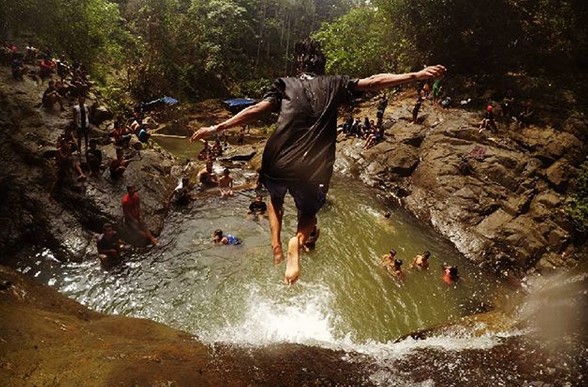 10 Gambar Curug Cipinaha Gunung Tanjung Tasikmalaya, Lokasi Alamat, Nomer Telepon + Jalan Menuju ke Sana 4 10 Gambar Curug Cipinaha Gunung Tanjung Tasikmalaya, Lokasi Alamat, Nomer Telepon + Jalan Menuju ke Sana 4