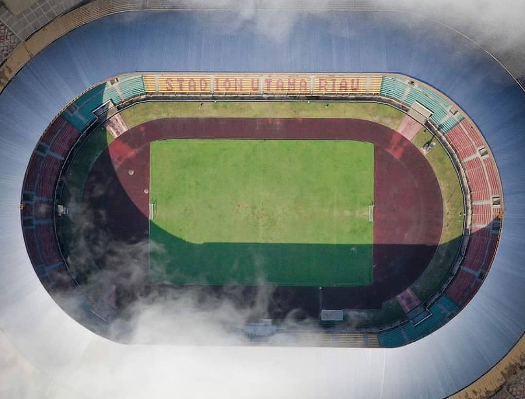 Stadion Utama Riau 6