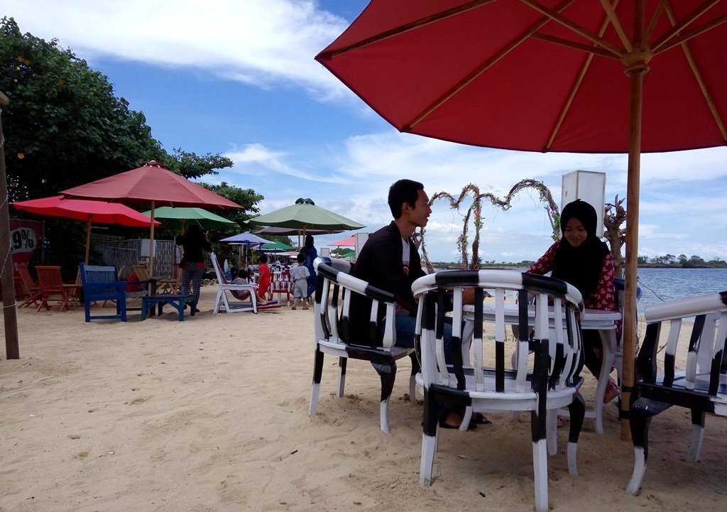 Harga Tiket Masuk Pantai Ombak Mati Jepara, Lokasi Alamat, Keindahan di Sekitar Area + Retu Jalan Menuju Wisata 6 Harga Tiket Masuk Pantai Ombak Mati Jepara, Lokasi Alamat, Keindahan di Sekitar Area + Retu Jalan Menuju Wisata 6