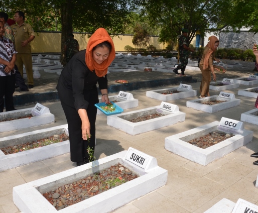 10 Gambar Monumen Rawagede Karawang, Sejarah Legenda, Lokasi Alamat, Kronologi Kasus Pembantaian + Latar Belakang 5