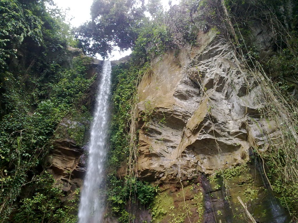 10 Gambar Curug Cigumawang Banten, Tiket Masuk Wisata, Lokasi Alamat, Jam Buka, Sejarah Legenda + Nomer Telepon 9