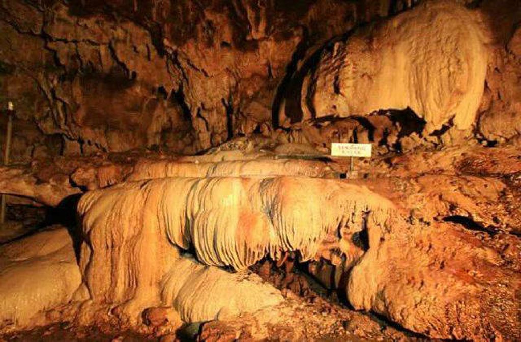 10 Gambar Goa Petruk Kebumen, Lokasi Alamat, Rute Dari Gombong, Cilacap dan Purwokerto + Asal Usul 9 10 Gambar Goa Petruk Kebumen, Lokasi Alamat, Rute Dari Gombong, Cilacap dan Purwokerto + Asal Usul 9