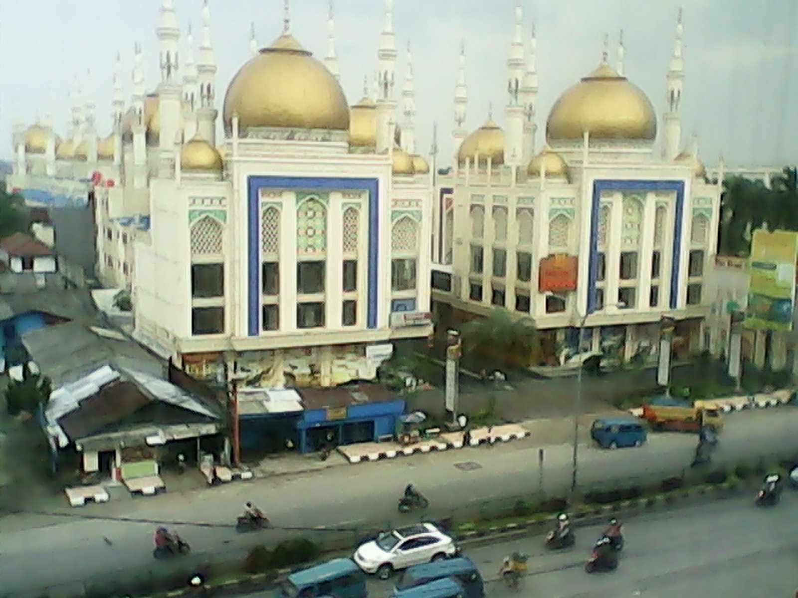 10 Gambar Saladin Square Depok, Lokasi Alamat, Nomer Telepon + Apartemen Restoran di Sekitar 9