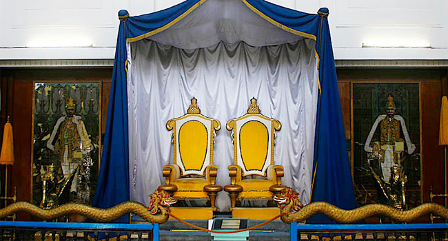 10 Gambar Museum Mulawarman Balikpapan, Sejarah Legenda, Lokasi Alamat, Peninggalan Benda Yang Ada di Dalam Wisata + Jam Buka Tutup 10