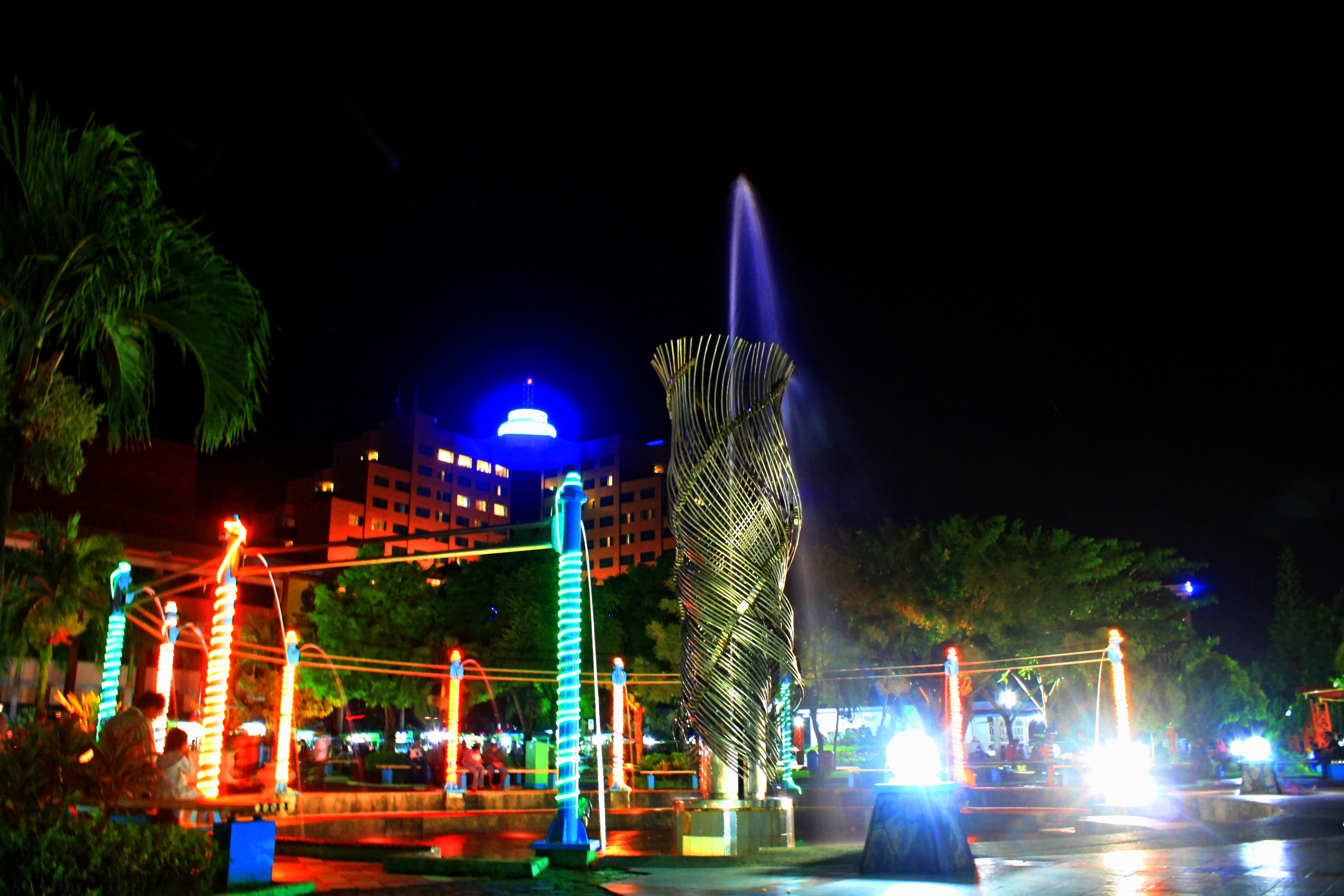 10 Gambar Taman Bekapai Balikpapan, Lokasi Alamat, Jam Buka Tutup, Penginapan Hotel di Sekitar + Jalan Menuju ke Sana 1 10 Gambar Taman Bekapai Balikpapan, Lokasi Alamat, Jam Buka Tutup, Penginapan Hotel di Sekitar + Jalan Menuju ke Sana 1