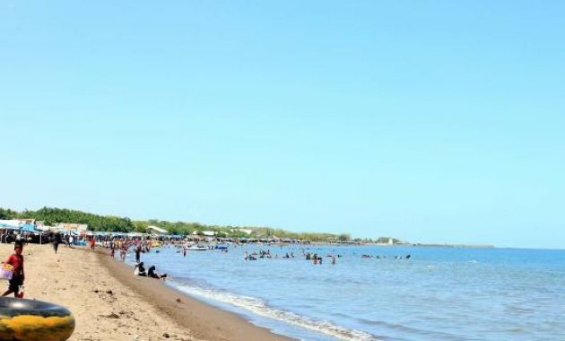 Lokasi Wisata Pantai Tanjung Bayang di Makassar dan Berapa Harga Tiket Masuknya? 6 Lokasi Wisata Pantai Tanjung Bayang di Makassar dan Berapa Harga Tiket Masuknya? 4