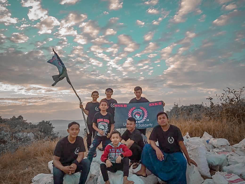 10 Gambar Bukit Larangan Gresik, Lokasi Alamat + History Tragedi Rahasia 6