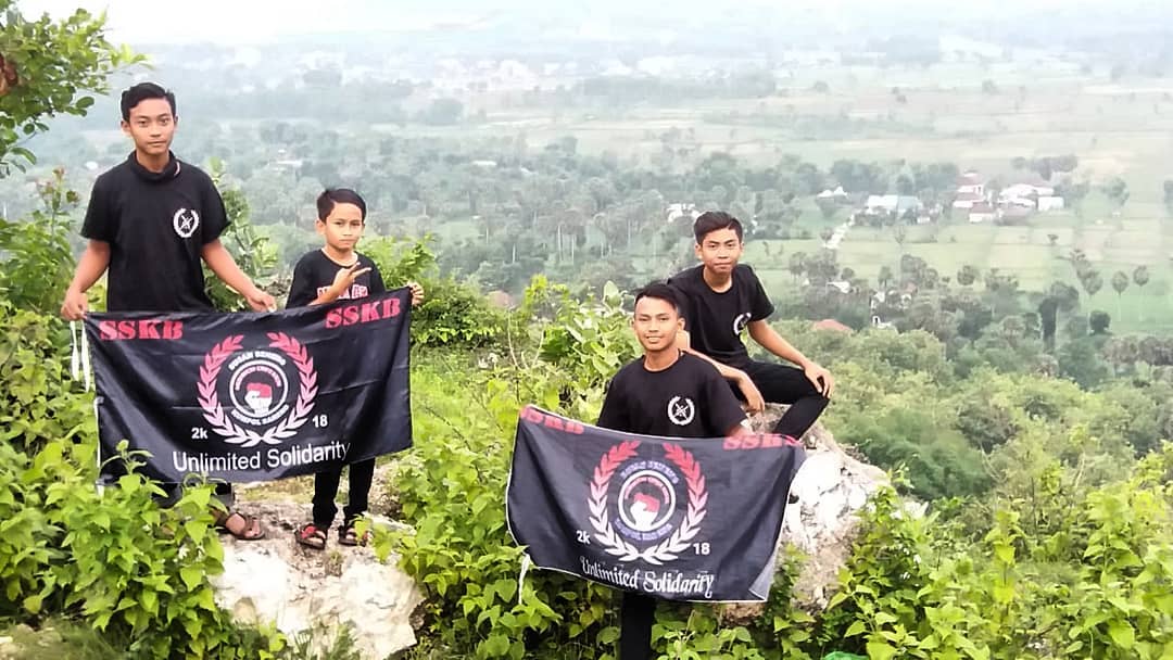 10 Gambar Bukit Larangan Gresik, Lokasi Alamat + History Tragedi Rahasia 8