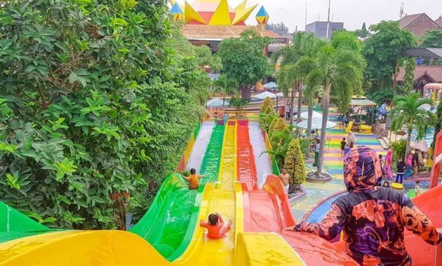 Dynasty Water World Gresik 8