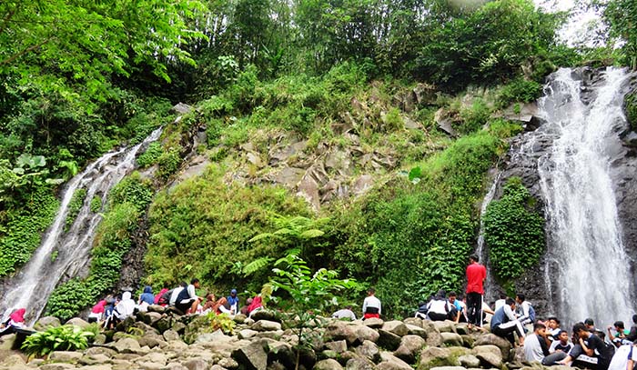 Uniknya Air Terjun Pengantin di Ngawi 8 Uniknya Air Terjun Pengantin di Ngawi 8