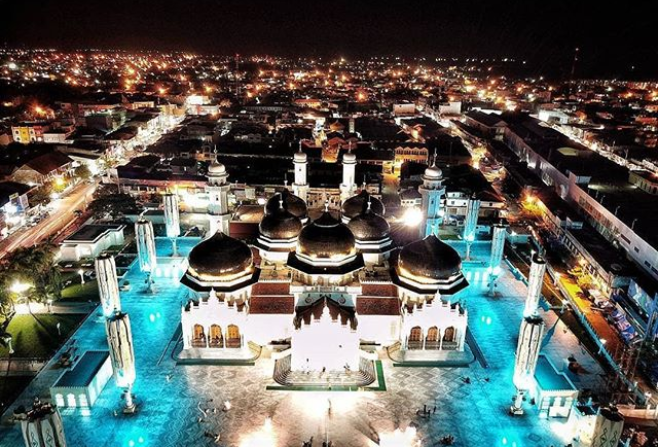 10 Gambar Masjid Raya Baiturrahman Aceh, Lokasi Alamat, Arsitektur Pembangunan + Keunikan Bangunan 1