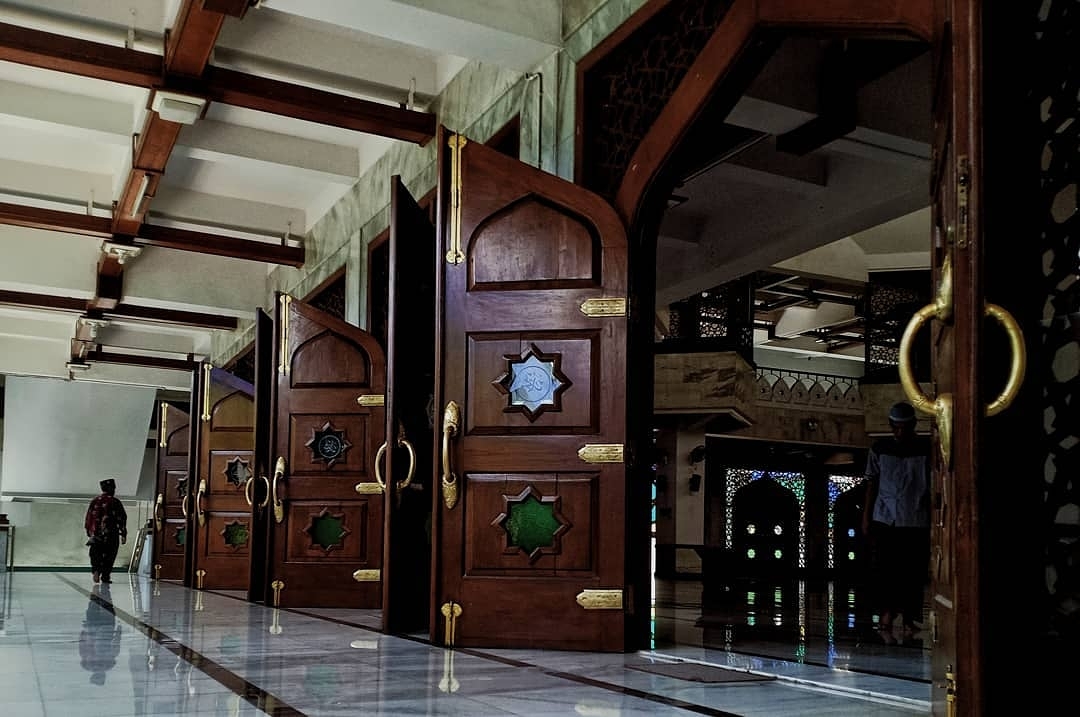 Keunikan Masjid Agung Gresik 3