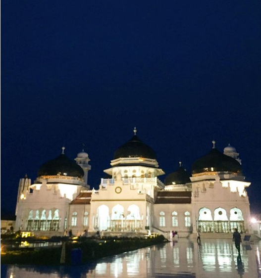10 Gambar Masjid Raya Baiturrahman Aceh, Lokasi Alamat, Arsitektur Pembangunan + Keunikan Bangunan 4