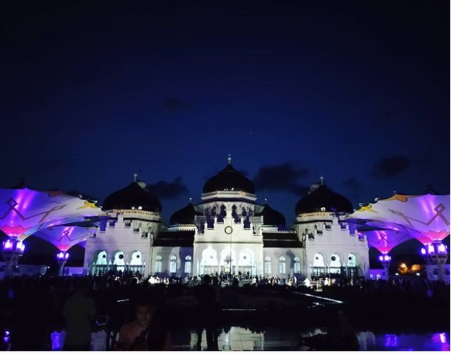 10 Gambar Masjid Raya Baiturrahman Aceh, Lokasi Alamat, Arsitektur Pembangunan + Keunikan Bangunan 2