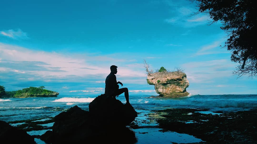 Beberapa Potret Indahnya Pemandangan Pantai Madasari Pangandaran dan Apakah Bisa Berenang Atau Camping? 7