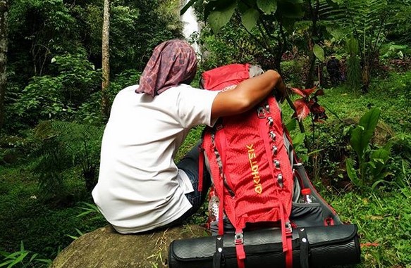 10 Gambar Curug Cibareubeuy Subang, Harga Tiket Masuk, Rute Jalur Menuju Losaki Wisata, Jam Buka + Nomer Telepon 4 10 Gambar Curug Cibareubeuy Subang, Harga Tiket Masuk, Rute Jalur Menuju Losaki Wisata, Jam Buka + Nomer Telepon 4