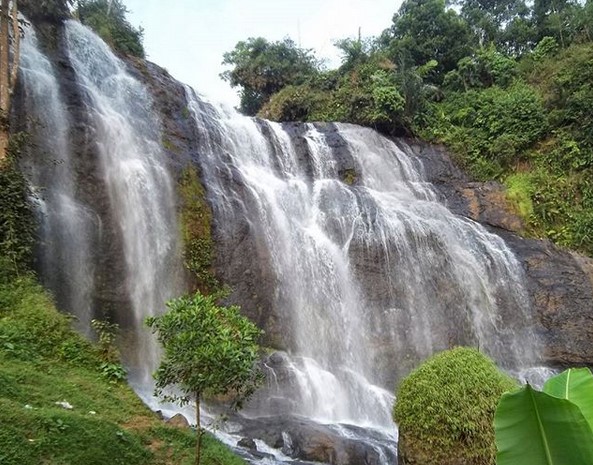 10 Gambar Curug Cikondang Subang, Rute Jalan Menuju ke Sana, Lokasi Alamat, Penginapan di Sekitar + Nomer Telepon 6