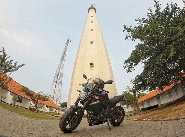 10 Gambar Mercusuar Sembilangan Madura, Lokasi Alamat, Jam Buka + Keindahan di Atas Sana 1 10 Gambar Mercusuar Sembilangan Madura, Lokasi Alamat, Jam Buka + Keindahan di Atas Sana 1