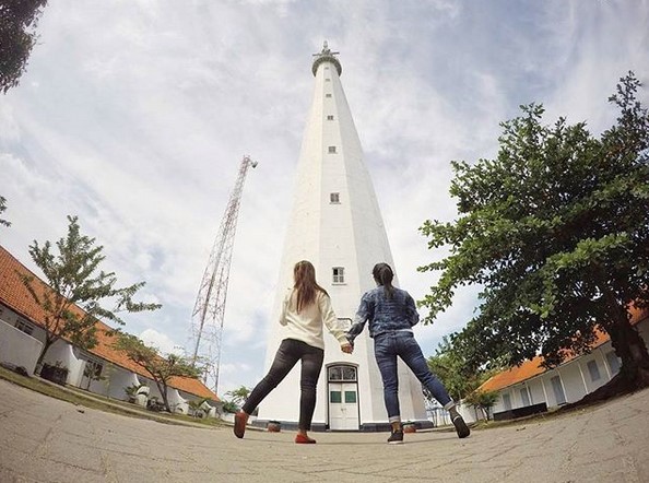 10 Gambar Mercusuar Sembilangan Madura, Lokasi Alamat, Jam Buka + Keindahan di Atas Sana 2 10 Gambar Mercusuar Sembilangan Madura, Lokasi Alamat, Jam Buka + Keindahan di Atas Sana 2