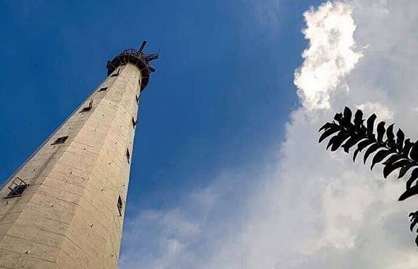 10 Gambar Mercusuar Sembilangan Madura, Lokasi Alamat, Jam Buka + Keindahan di Atas Sana 6 10 Gambar Mercusuar Sembilangan Madura, Lokasi Alamat, Jam Buka + Keindahan di Atas Sana 6