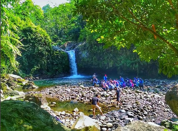 10 Gambar Curug Bayan Purwokerto, Harga Tiket Masuk, Sejarah Asal Usul, Lokasi Alamat, Villa di Sekitar + Rute Jalan Menuju Wisata 10