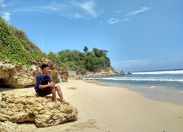 Bagaimana Akses Jalan Menuju Pantai Pacar Tulungagung dan Berapa Harga Tiket Masuknya 3