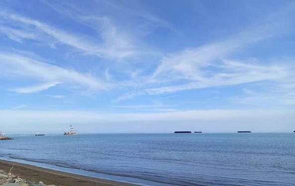 10 Gambar Pantai Alam Indah Tegal, Harga Tiket Masuk, Jalur Menuju Ke Lokasi + Jam Buka Tutup 4