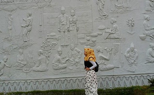 10 Gambar Museum Kalimantan Barat, Letak Lokasi, Jam Buka + Koleksi 7