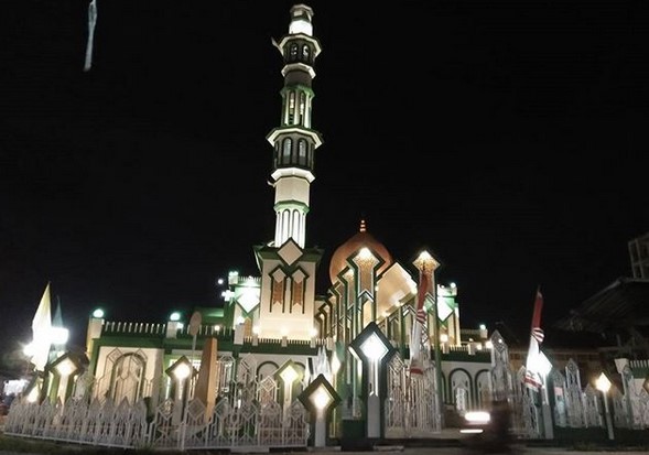 10 Gambar Masjid Raya Singkawang Pontianak, Lokasi Alamat + Keunikan Bangunan 4 10 Gambar Masjid Raya Singkawang Pontianak, Lokasi Alamat + Keunikan Bangunan 4